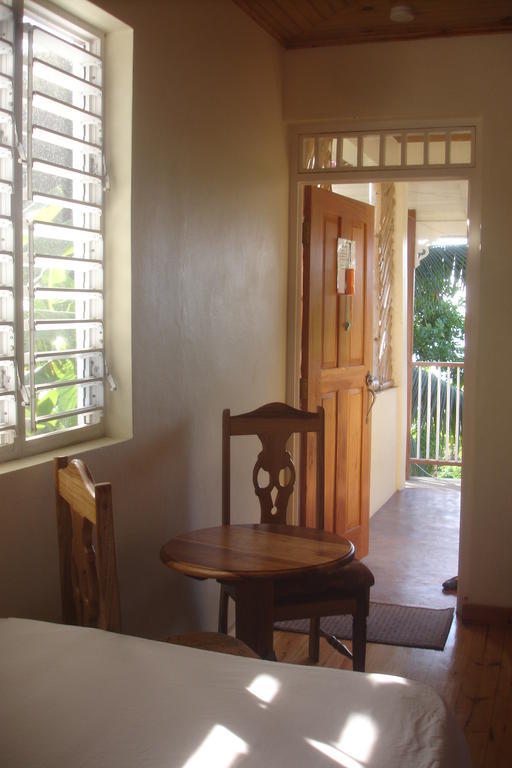 Finjam Cottage ปอร์ตอันโตนิโอ ห้อง รูปภาพ